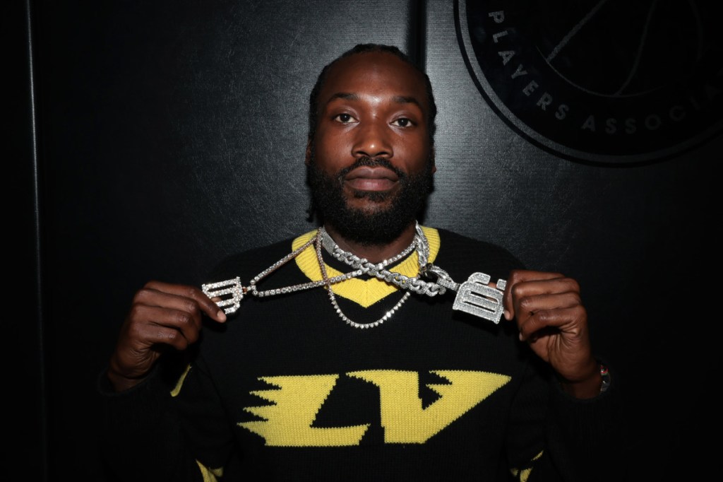 *New Music* Meek Mill – 5 A.M. In&nbsp;Philly